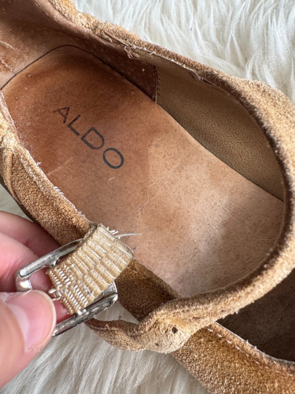 Vtg Y2K Aldo suede tan platform mary jane shoes / sz 38 - Picture 11 of 16